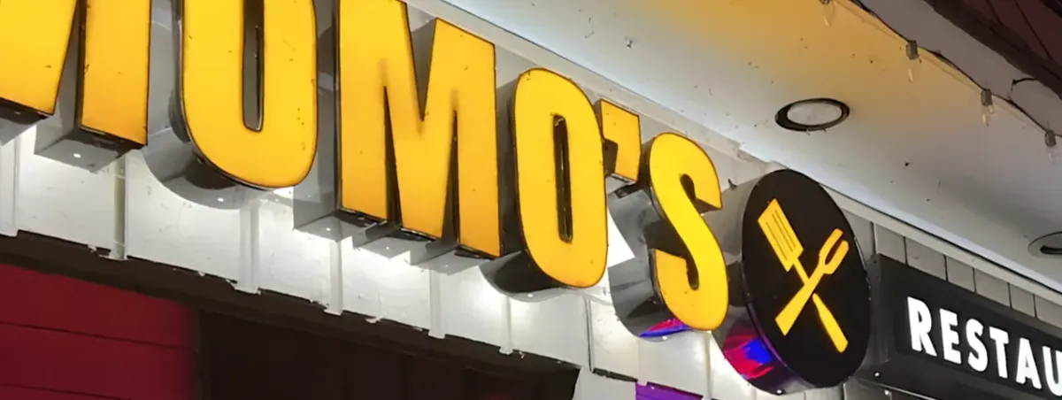 Momo's Restaurant and Social Lounge